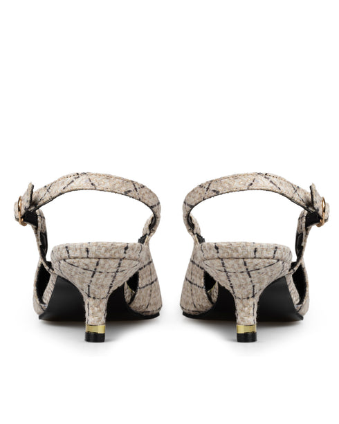 Zapatilla Slingback Kitten Heel Punta Negra 10351